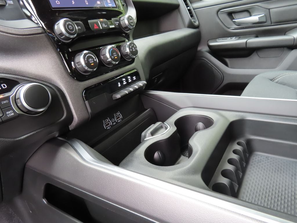 2027 RAM 1500 Express