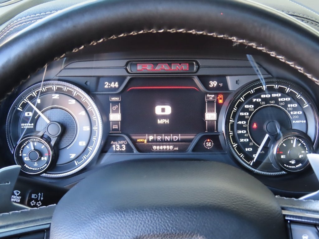 2022 RAM 1500 Laramie Crew Cab 4x4 5'7' Box