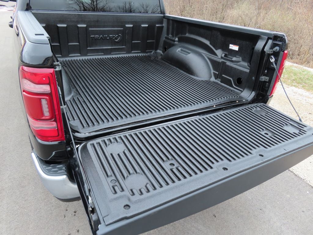 2024 RAM 1500 Laramie Crew Cab 4x4 5'7' Box