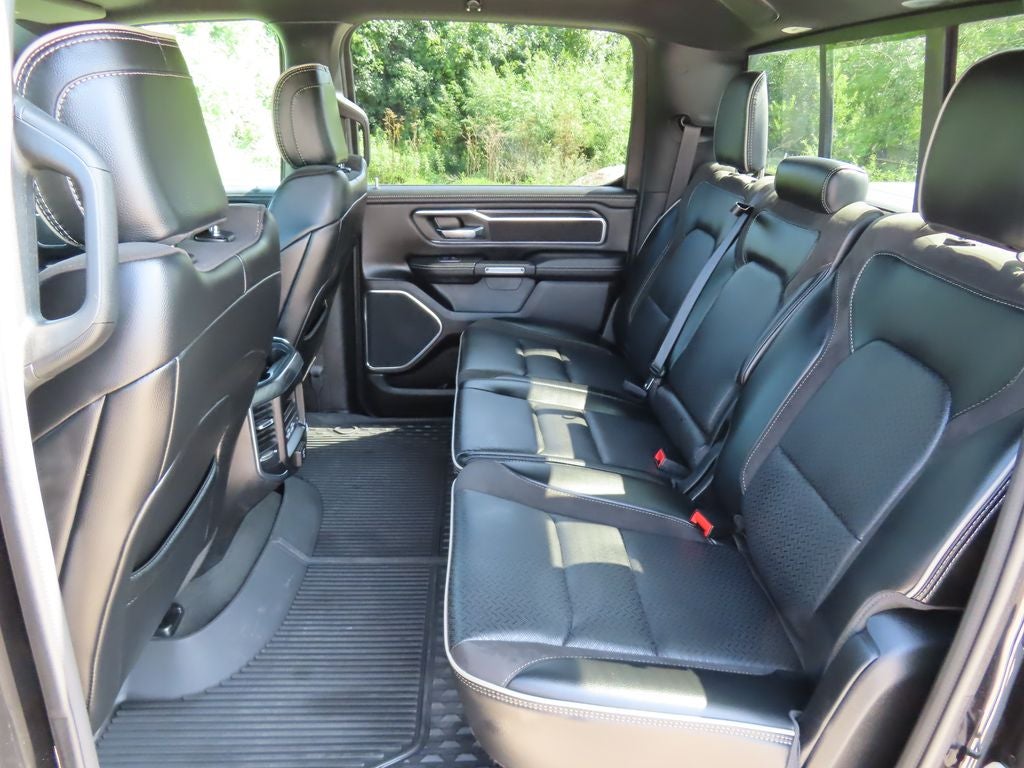 2024 RAM 1500 Laramie Crew Cab 4x4 5'7' Box