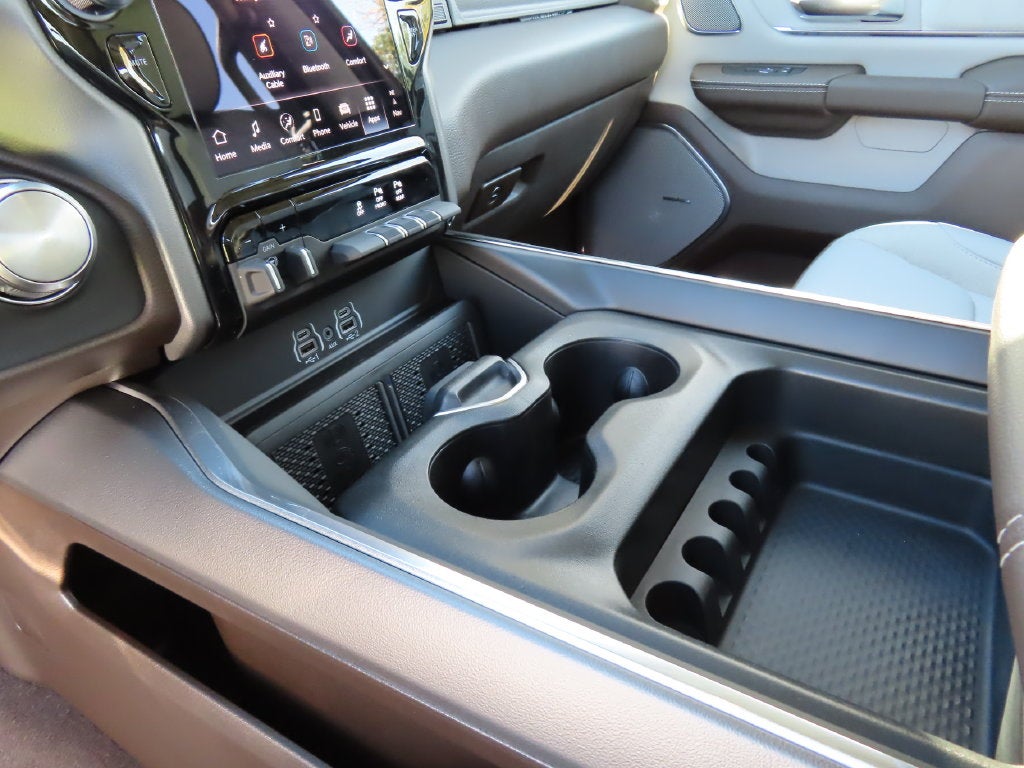 2027 RAM 1500 RAM 1500 LARAMIE CREW CAB 4X4 5'7' BOX