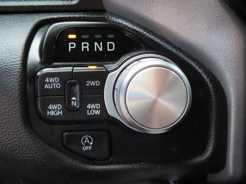 2023 RAM 1500 Laramie Crew Cab 4x4 5'7' Box