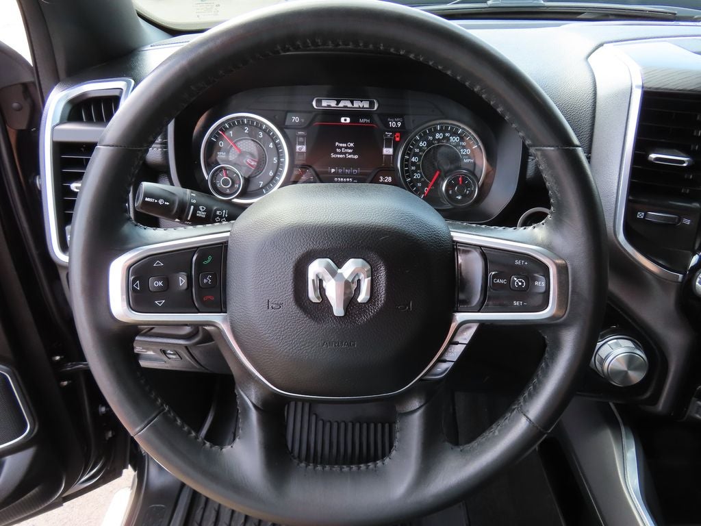 2023 RAM 1500 Laramie Crew Cab 4x4 5'7' Box