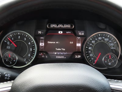 2023 RAM 1500 Laramie Crew Cab 4x4 5'7' Box