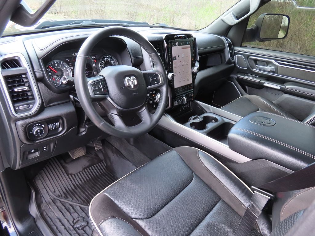 2023 RAM 1500 Laramie Crew Cab 4x4 5'7' Box