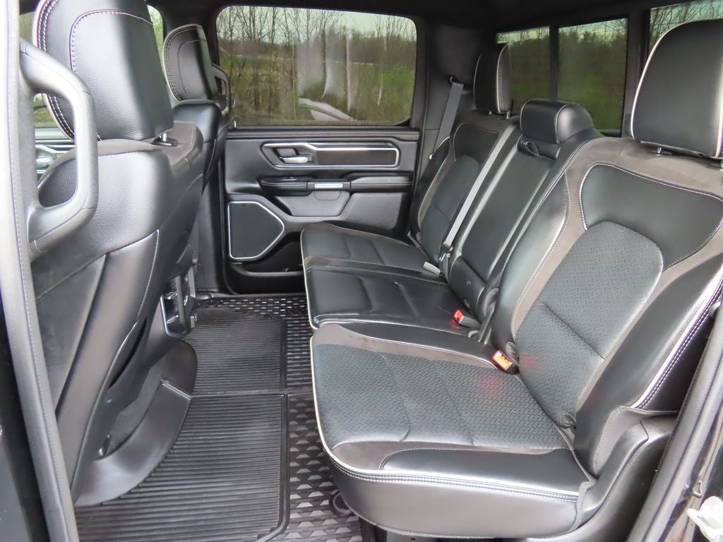 2023 RAM 1500 Laramie Crew Cab 4x4 5'7' Box