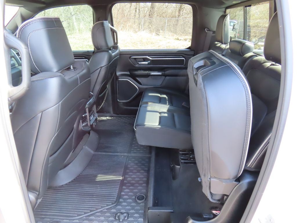 2024 RAM 1500 Laramie Crew Cab 4x4 5'7' Box