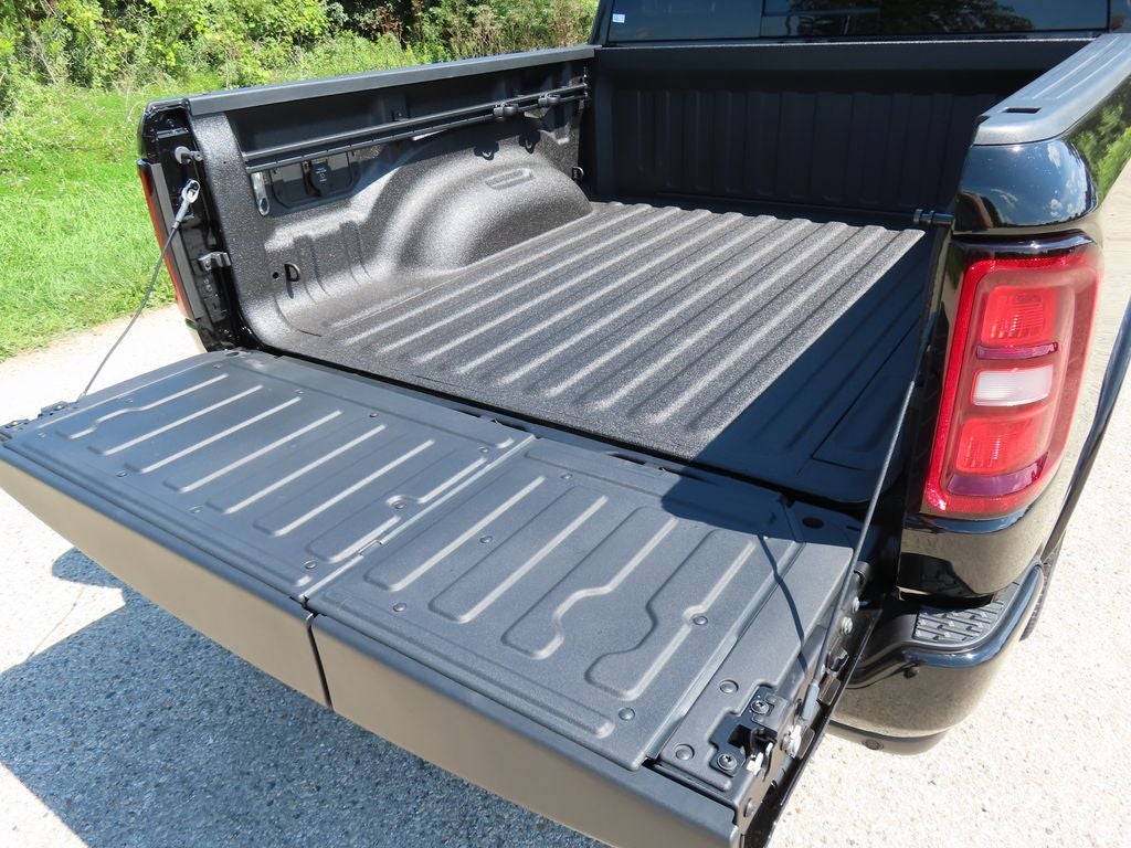 2027 RAM 1500 RAM 1500 LARAMIE CREW CAB 4X4 5'7' BOX