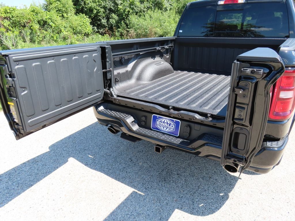 2027 RAM 1500 RAM 1500 LARAMIE CREW CAB 4X4 5'7' BOX