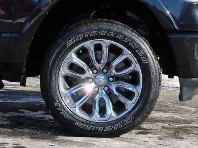 2020 RAM 1500 Laramie Crew Cab 4x4 5'7' Box