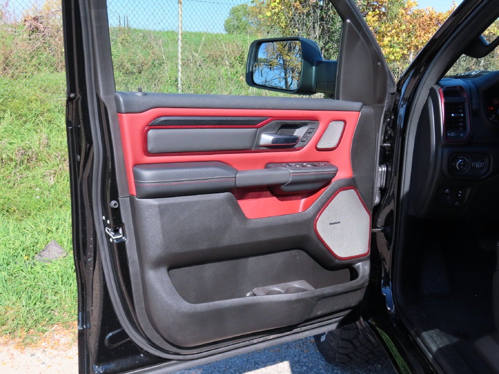 2027 RAM 1500 RAM 1500 REBEL CREW CAB 4X4 5'7' BOX