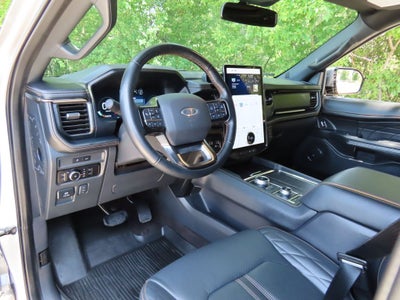2023 Ford Expedition Platinum