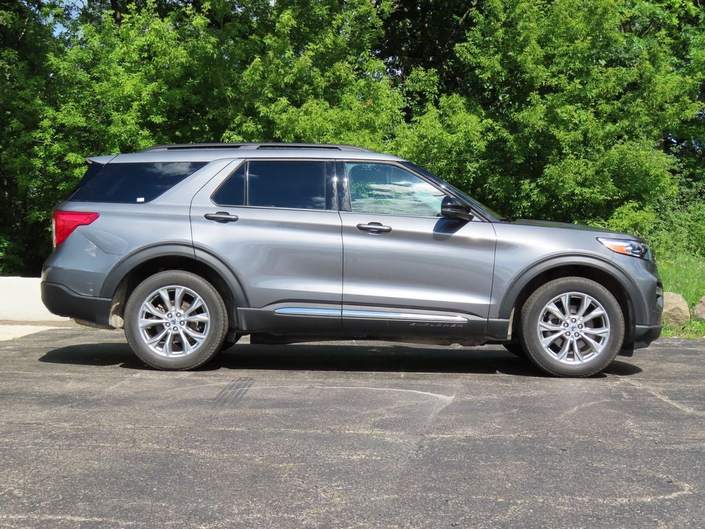 2024 Ford Explorer XLT