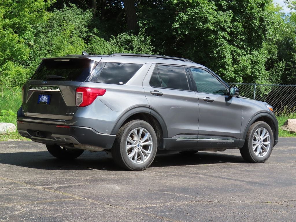 2024 Ford Explorer XLT