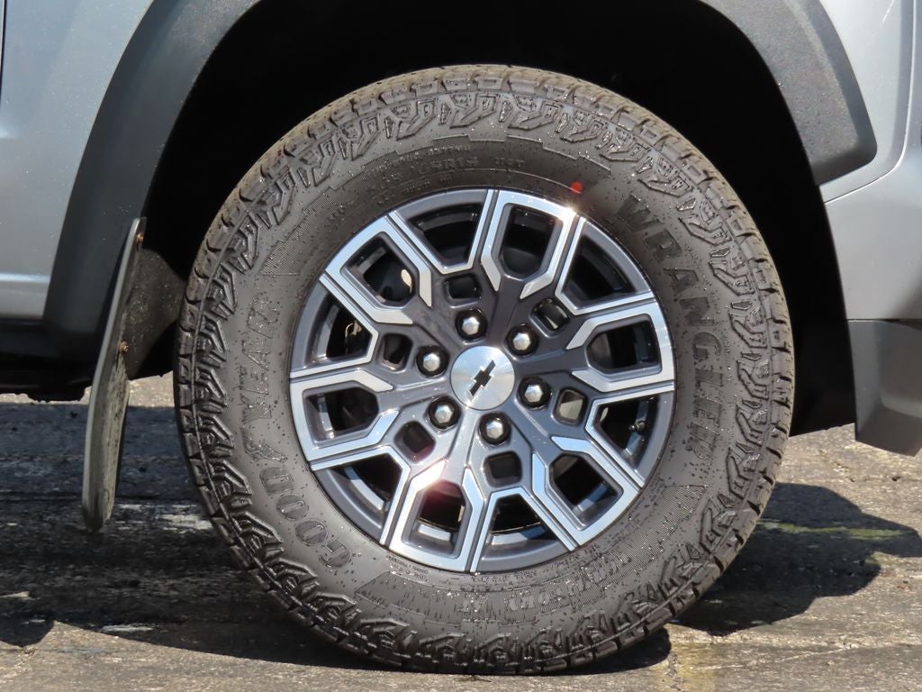2023 Chevrolet Colorado 4WD Crew Cab Short Box Z71