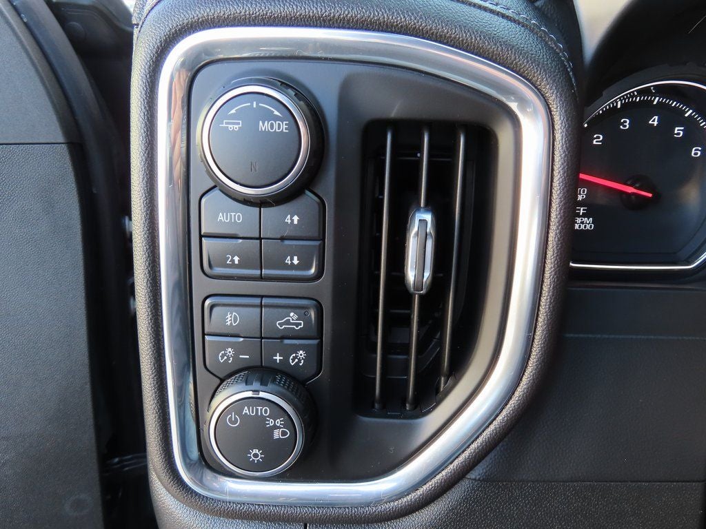 2020 Chevrolet Silverado 1500 4WD Double Cab Standard Bed RST