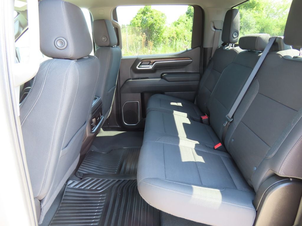 2025 Chevrolet Silverado 1500 4WD RST