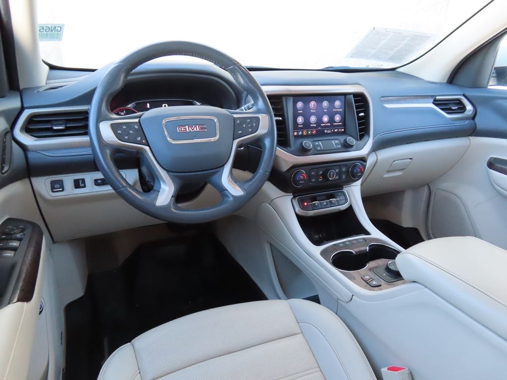 2022 GMC Acadia Denali