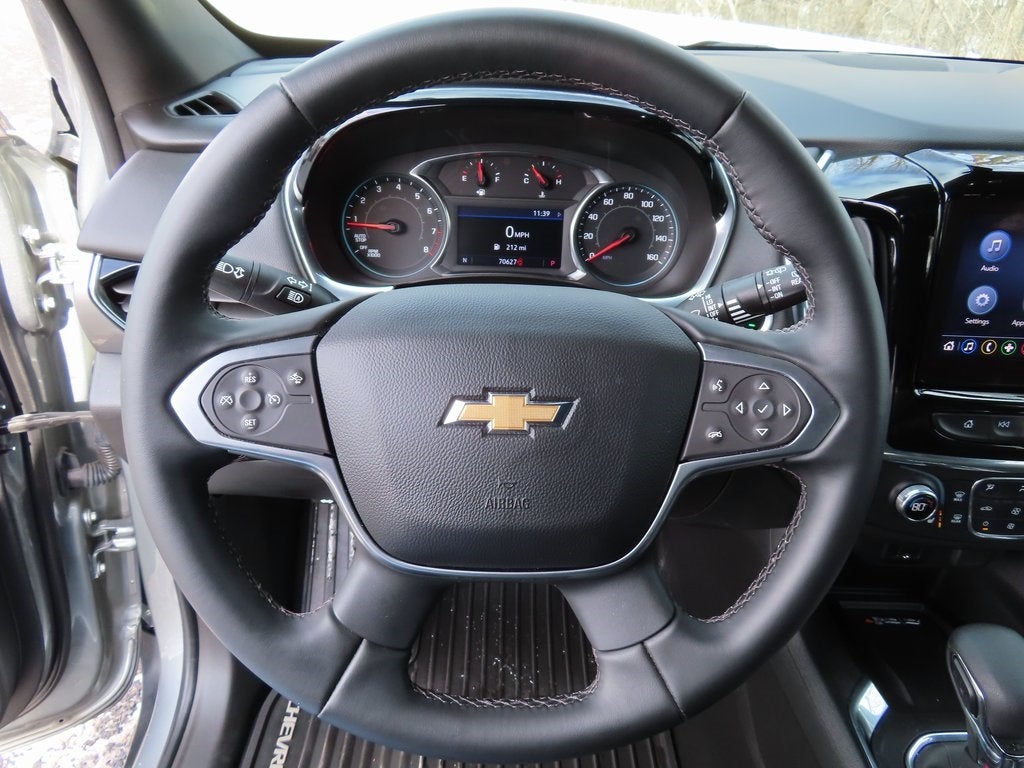 2023 Chevrolet Traverse AWD LT Cloth