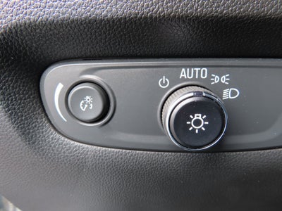 2023 Chevrolet Traverse AWD LT Cloth