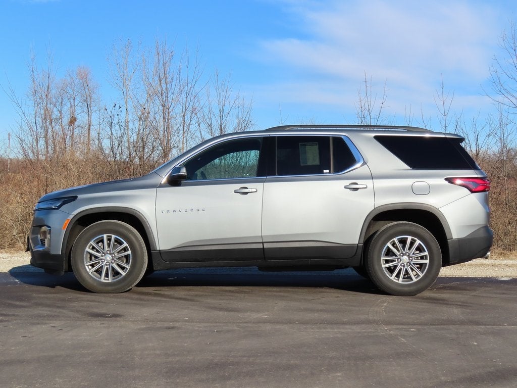 2023 Chevrolet Traverse AWD LT Cloth