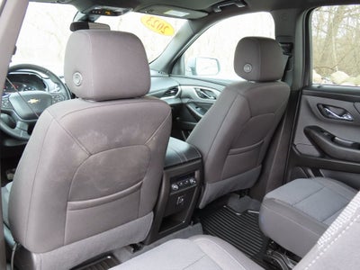 2023 Chevrolet Traverse AWD LT Cloth