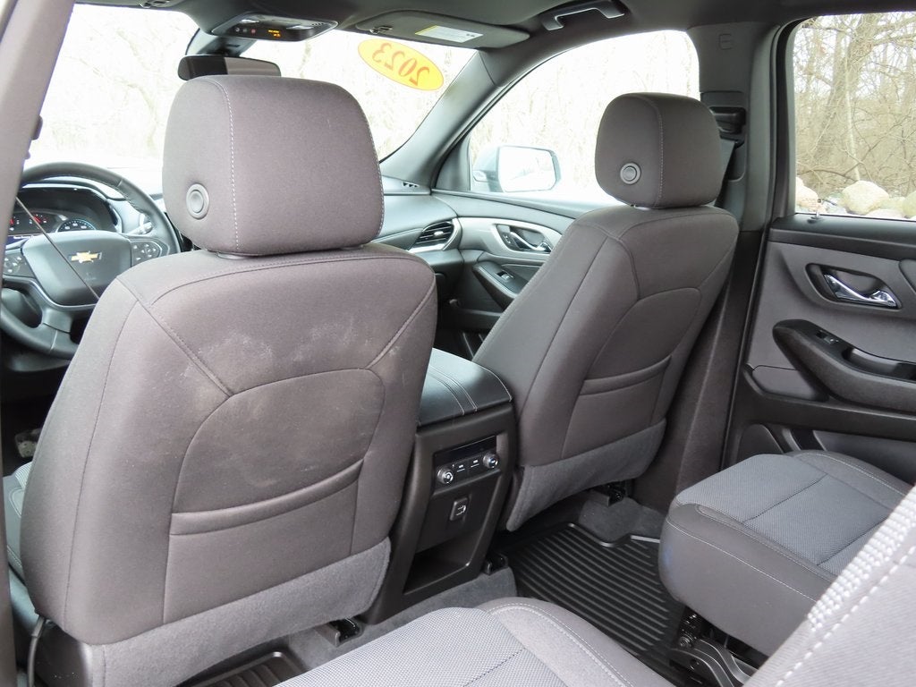 2023 Chevrolet Traverse AWD LT Cloth