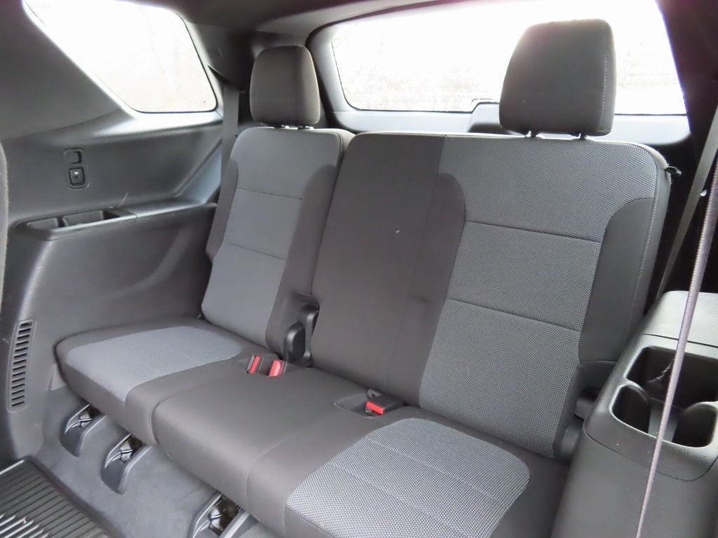 2023 Chevrolet Traverse AWD LT Cloth