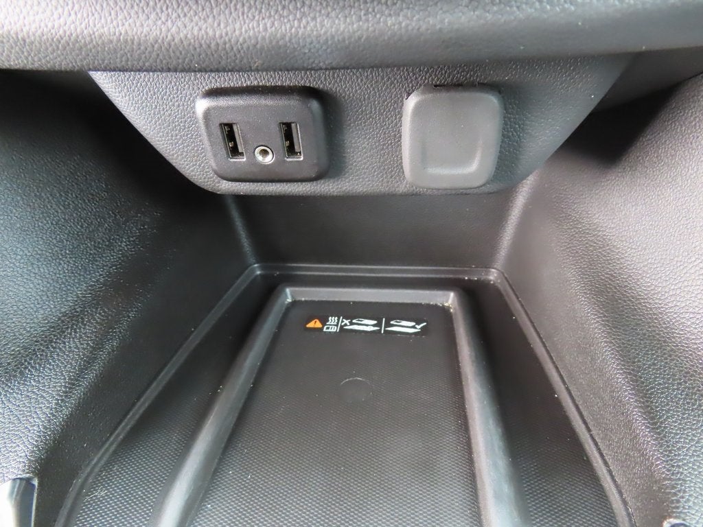 2023 Chevrolet Traverse AWD LT Cloth