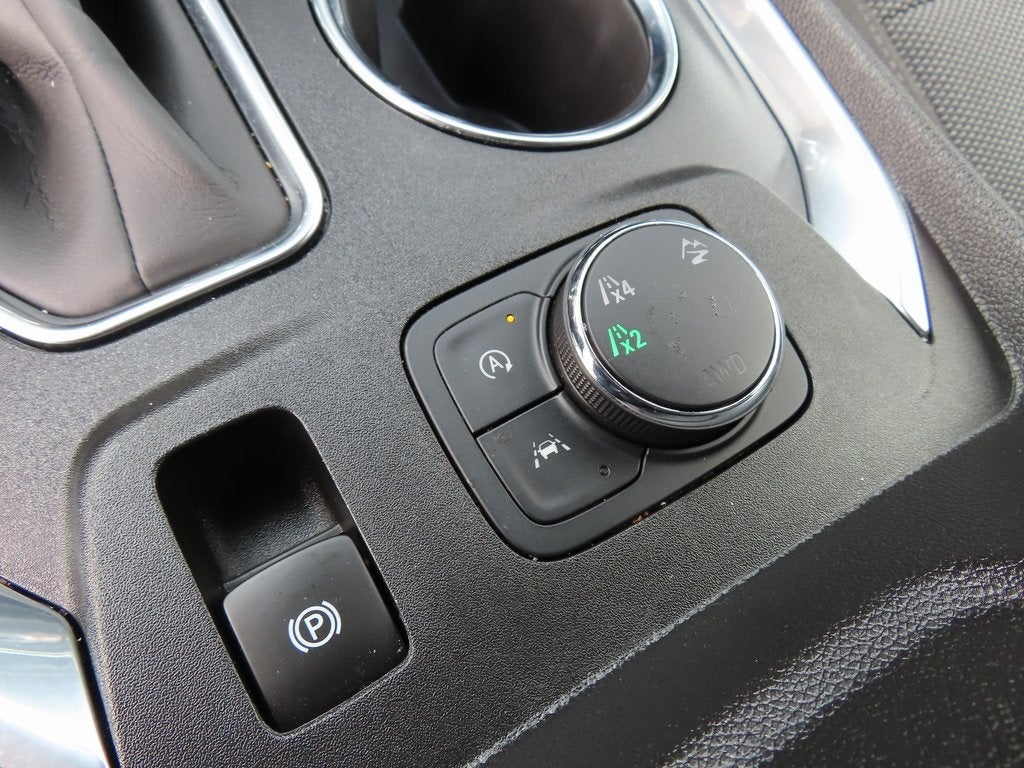 2023 Chevrolet Traverse AWD LT Cloth