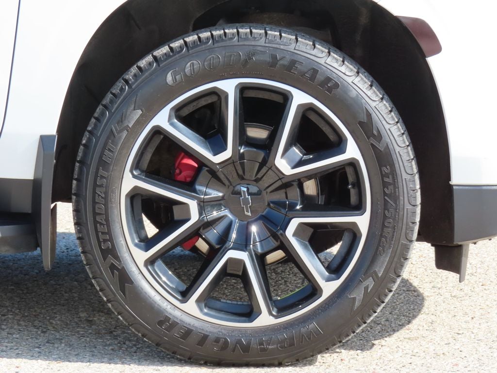 2023 Chevrolet Tahoe 4WD RST