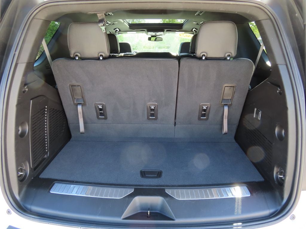 2023 Chevrolet Tahoe 4WD RST