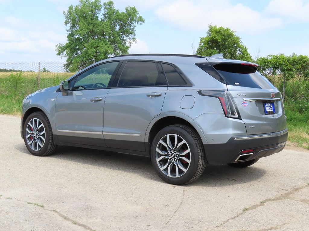 2024 Cadillac XT5 Sport