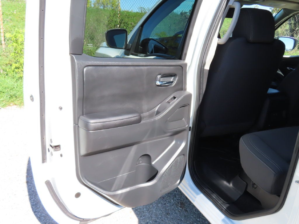 2025 Nissan Frontier Crew Cab SV 4x4