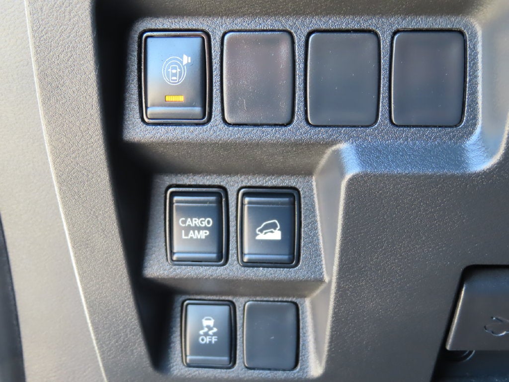 2025 Nissan Frontier Crew Cab SV 4x4