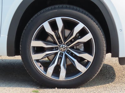 2022 Volkswagen Atlas 3.6L V6 SEL Premium R-Line
