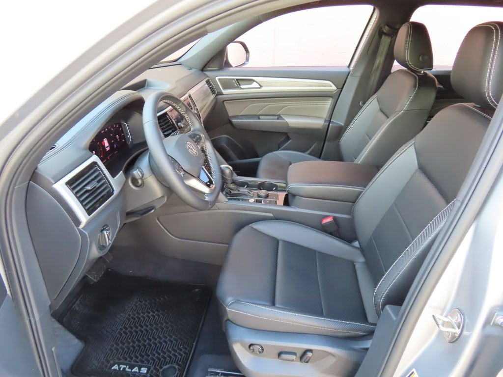 2023 Volkswagen Atlas Cross Sport 3.6L V6 SE w/Technology