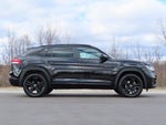 2023 Volkswagen Atlas Cross Sport 2.0T SEL R-Line Black