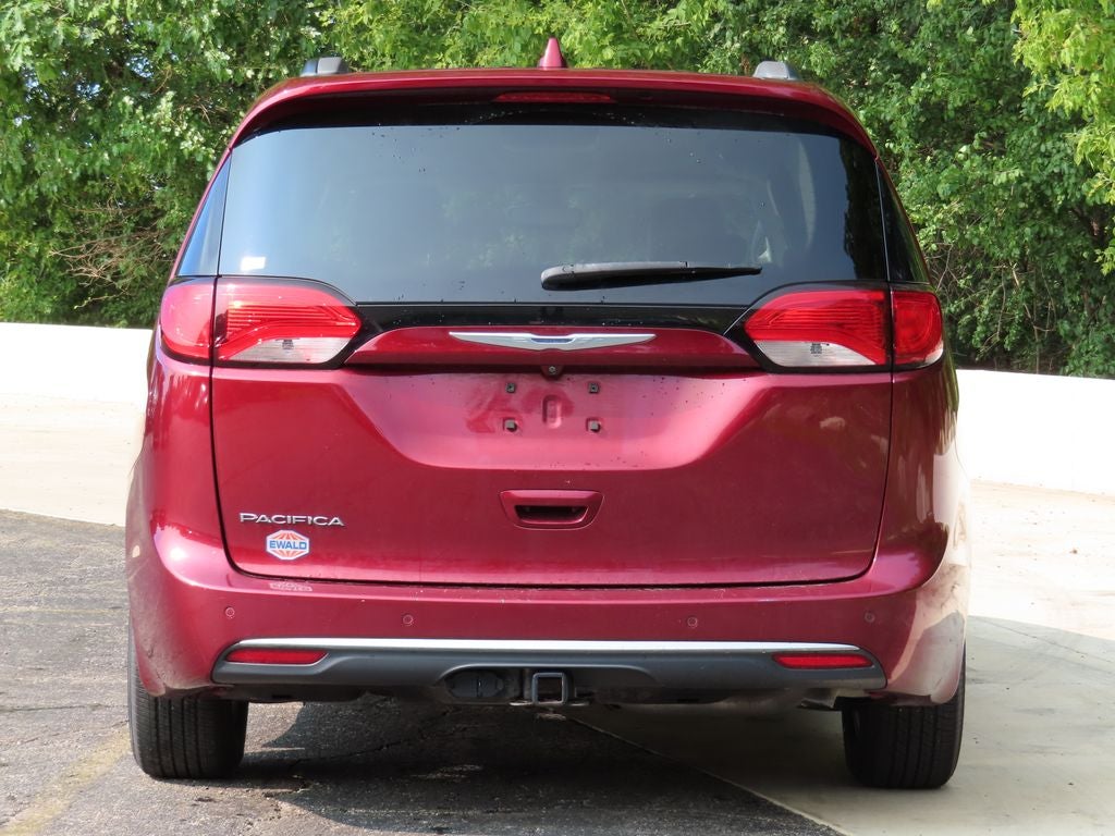 2017 Chrysler Pacifica Touring L