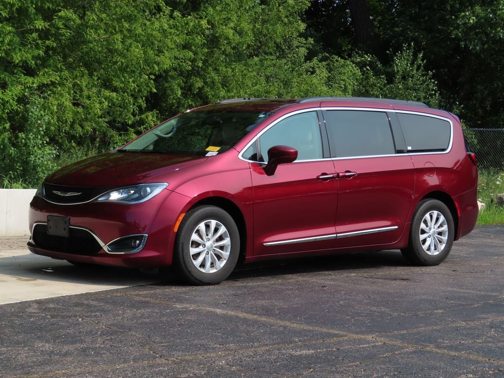 2017 Chrysler Pacifica Touring L
