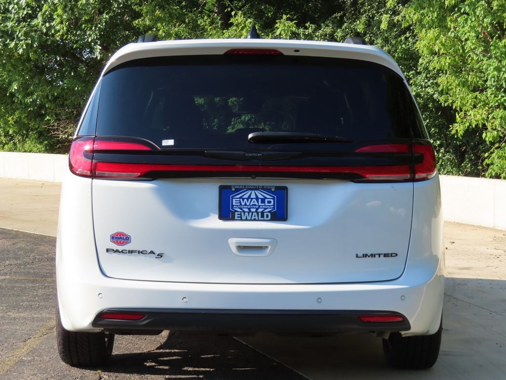 2025 Chrysler Pacifica Limited