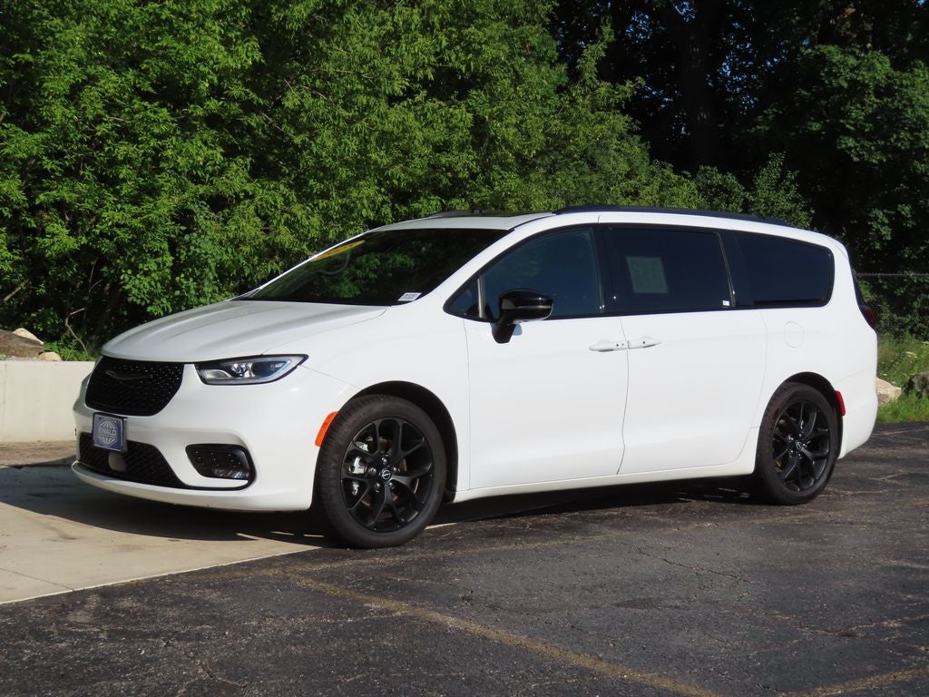 2025 Chrysler Pacifica Limited
