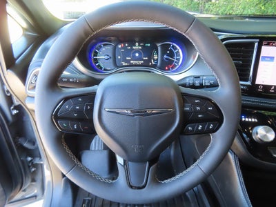 2022 Chrysler Pacifica Hybrid Limited S