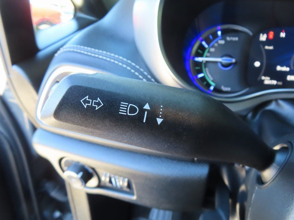 2022 Chrysler Pacifica Hybrid Limited S