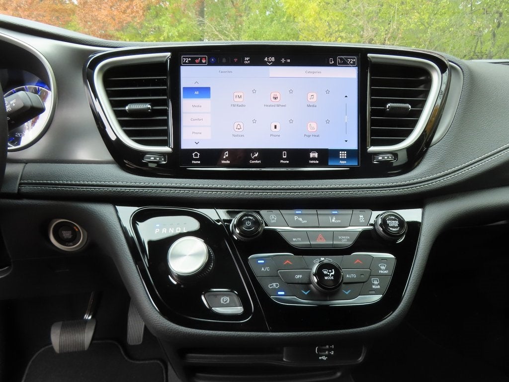 2026 Chrysler Pacifica PACIFICA SELECT AWD