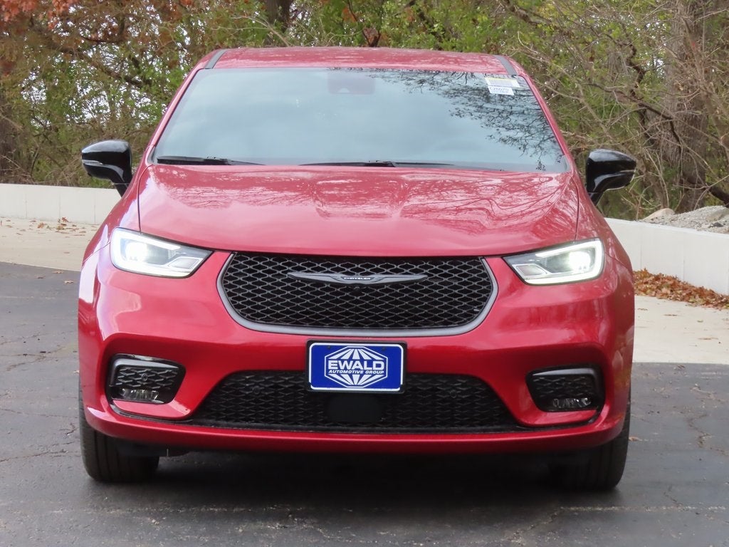 2026 Chrysler Pacifica PACIFICA SELECT AWD