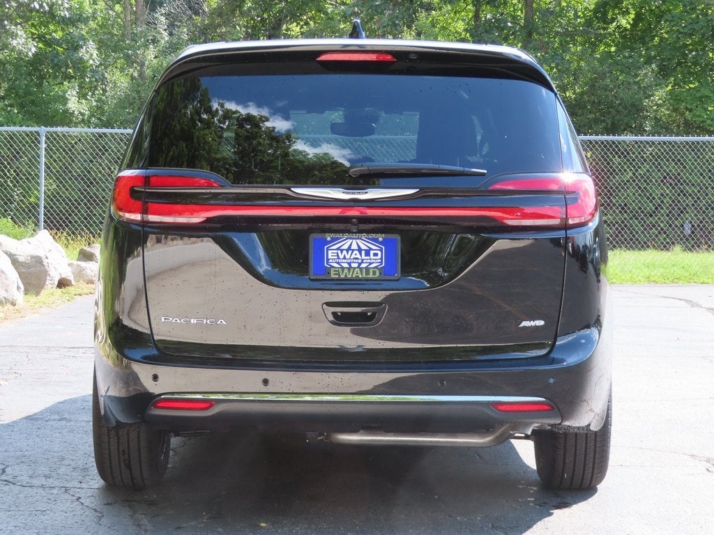 2026 Chrysler Pacifica PACIFICA SELECT AWD
