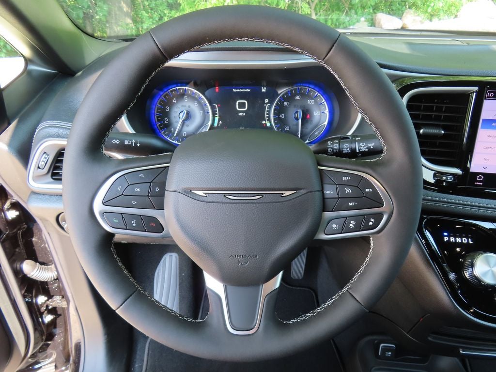 2027 Chrysler Pacifica PACIFICA SELECT AWD