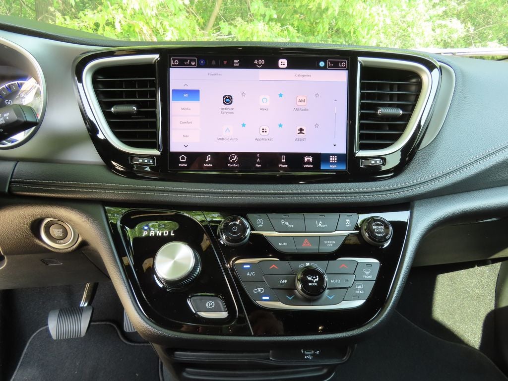 2027 Chrysler Pacifica PACIFICA SELECT AWD