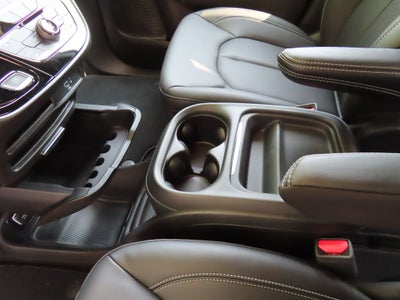2027 Chrysler Pacifica PACIFICA SELECT AWD